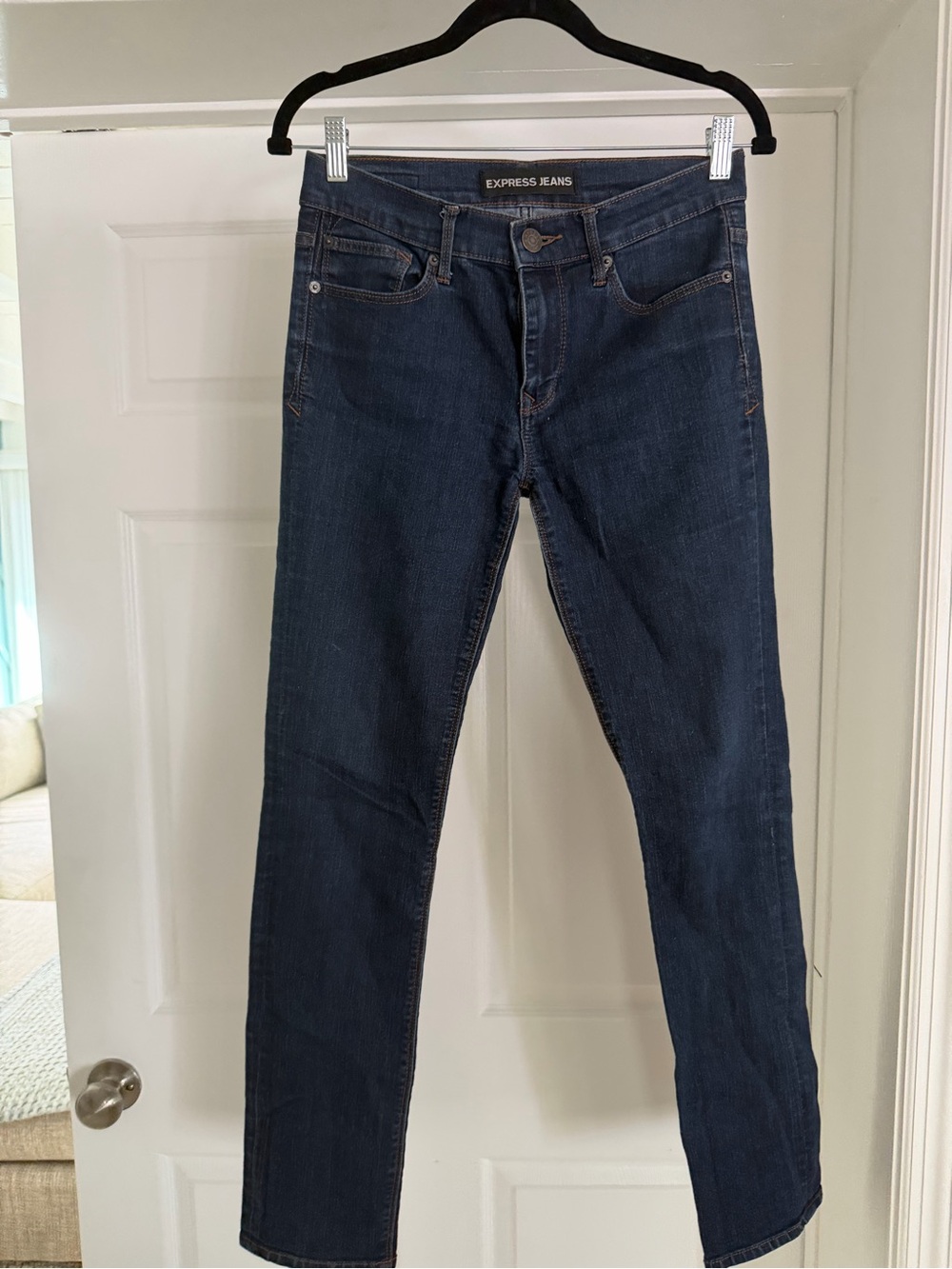 Express Women’s Skinny Jeans in Dark Blue Wash